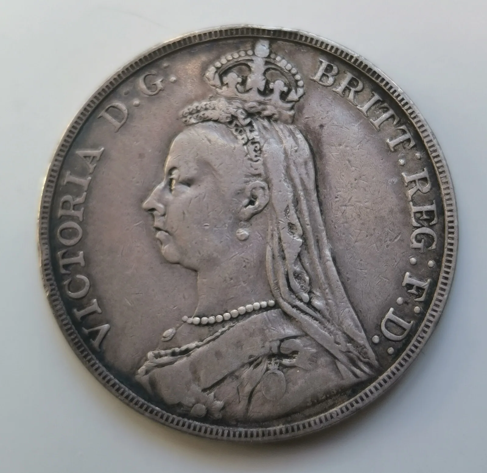 GRAN BRETAÑA 1 Corona Victoria Jubileo 1891 MBC